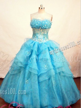 Ruffled and Beaded Appliques Tiers Quinceanera Dresses in Blue